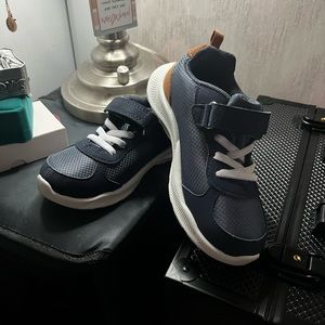 Oshkosh B Gosh Washable Navy Blue Tennis Shoes, size 12